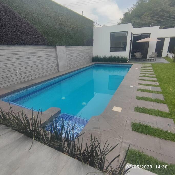 과달라하라 Casa Familiar Con Alberca Privada Climatizada 빌라 외부 사진